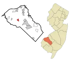 Location of Mullica Hill in Gloucester County highlighted in red (left). Inset map: Location of Gloucester County in New Jersey highlighted in orange (right).