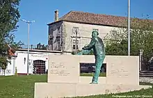 Monumento a Sebastião da Gama - Azeitão - Portugal