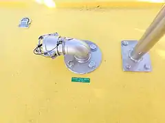 Engine freshwater flush connection